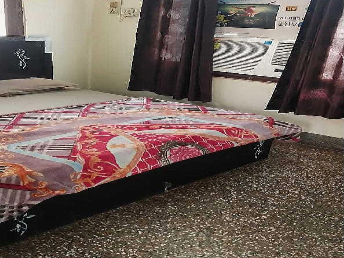 Hotel O G Hotel Happy Home Alīgarh Buitenkant foto