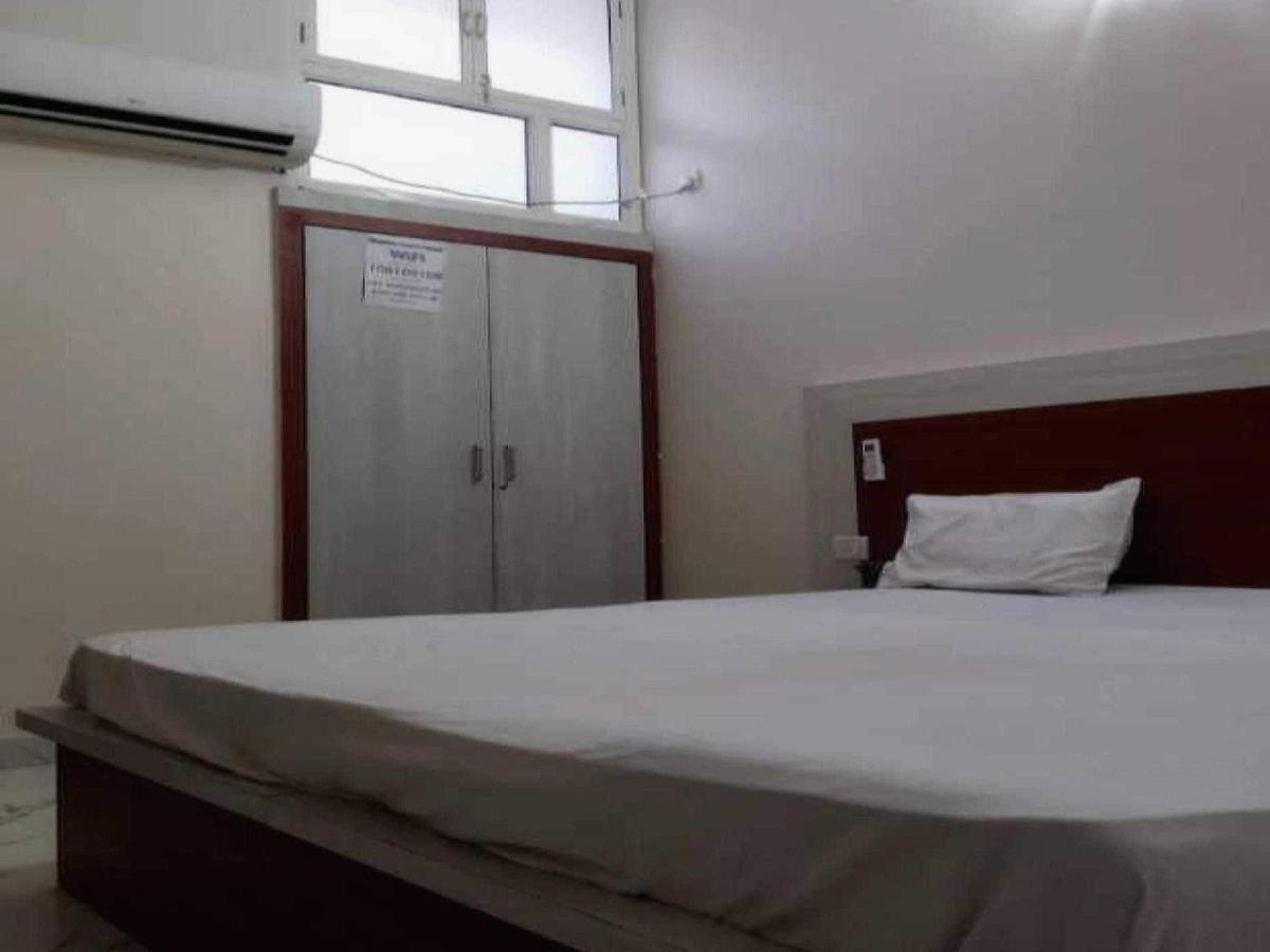 Hotel O G Hotel Happy Home Alīgarh Buitenkant foto