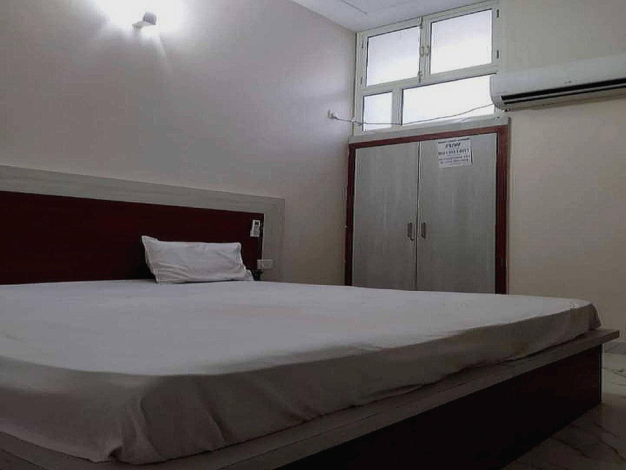 Hotel O G Hotel Happy Home Alīgarh Buitenkant foto